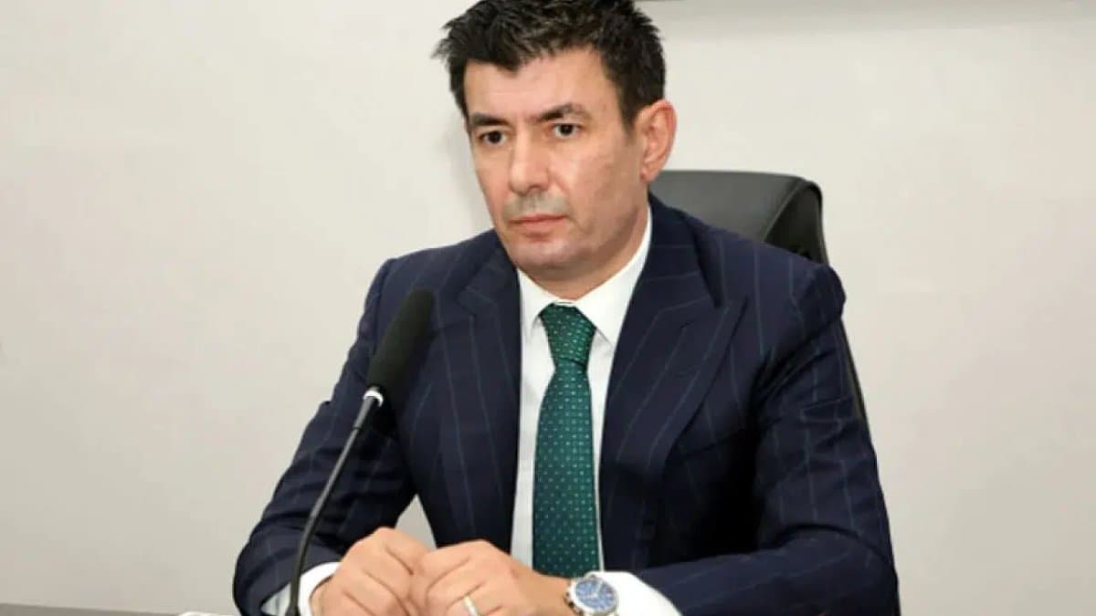 Afyonkarahisar Vali Yardımcısı İhsan Ayrancı araçta yaşamını yitirdi
