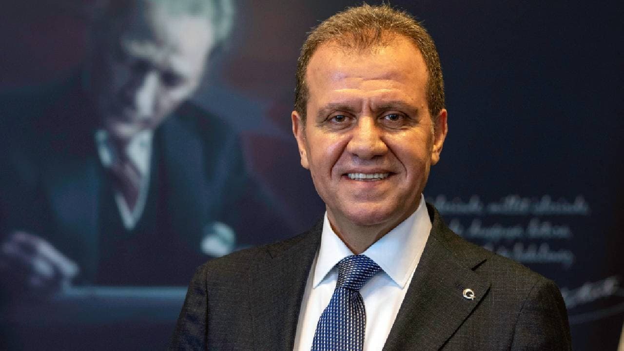 Mersin'de 2'si belediye başkanı 16 kişi tutuklandı: Vahap Seçer’in de olduğu 36 şüphelinin işlemleri sürüyor