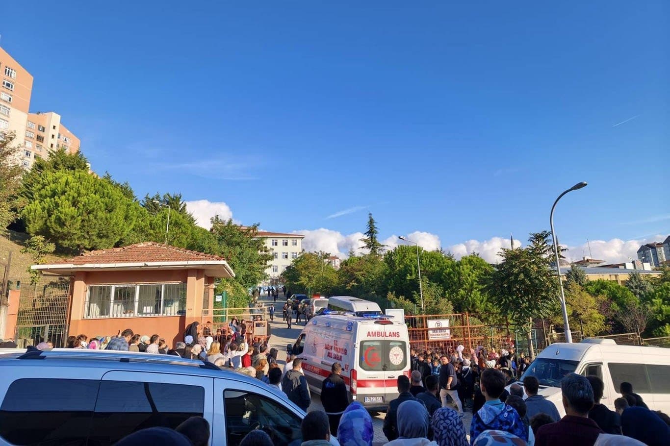 Başakşehir’de okulda çıkan kavgada 5 öğrenci yaralandı