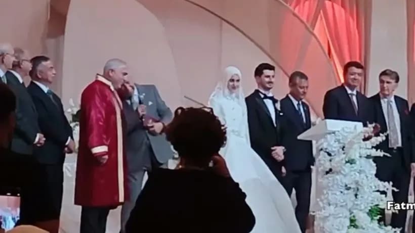 Fatih Belediye Başkanı Turan, nikâhtaki sözleri nedeniyle Bülent Arınç’a tepki gösterdi